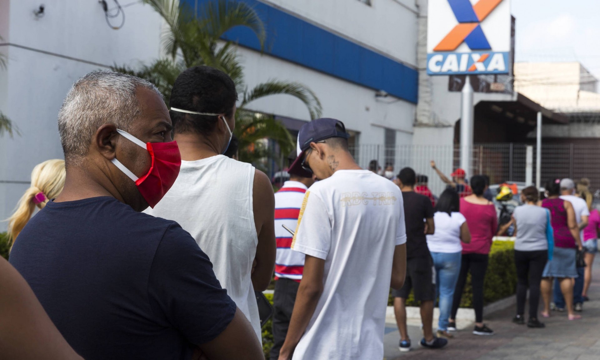 Fim do auxílio pode levar a desigualdade de volta ao patamar dos anos 80