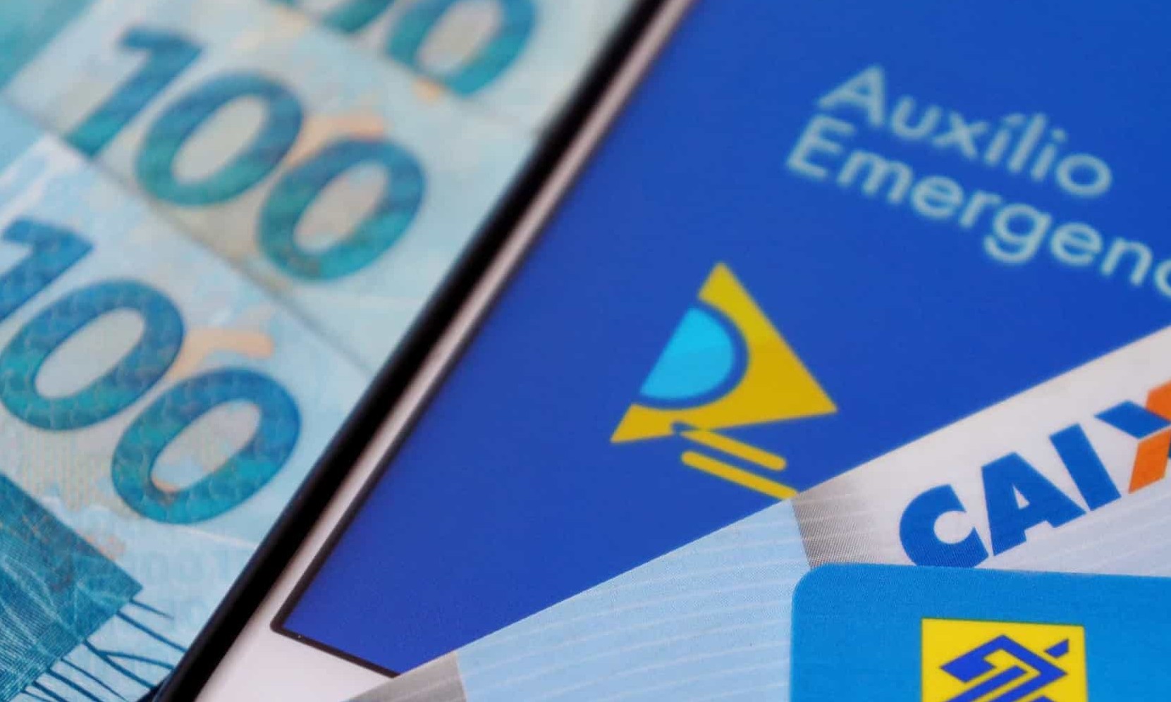 Governo vai cobrar auxílio recebido de forma indevida de 2,6 milhões por SMS