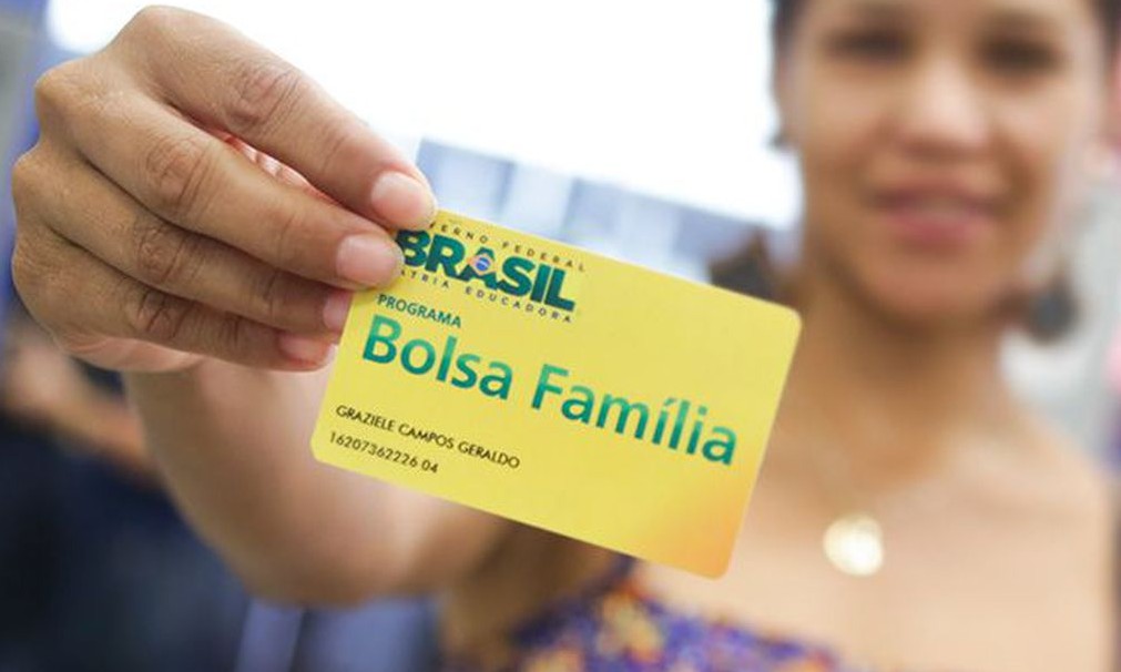 Governo resolve ampliar para 270 dias prazo de saques do Bolsa Família