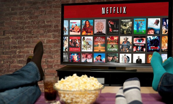 Quer fazer pipoca de cinema em casa? Saiba qual é o truque para conseguir