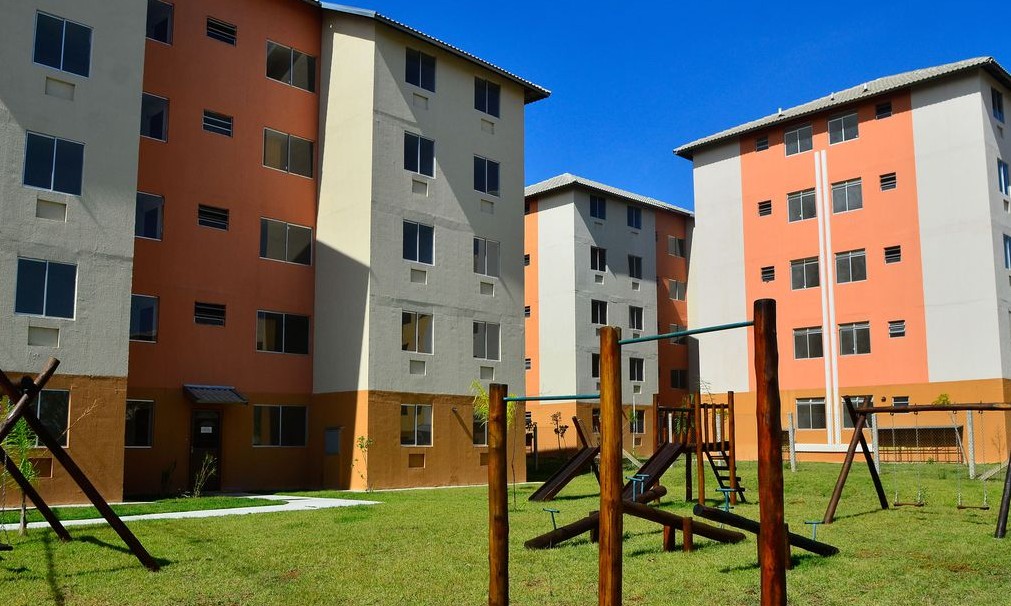Senado aprova MP que cria programa habitacional Casa Verde e Amarela