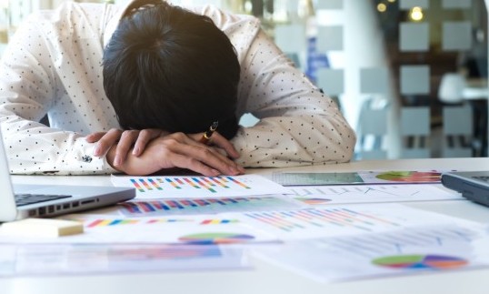 As 10 mentiras que os brasileiros mais contam para faltar ao trabalho