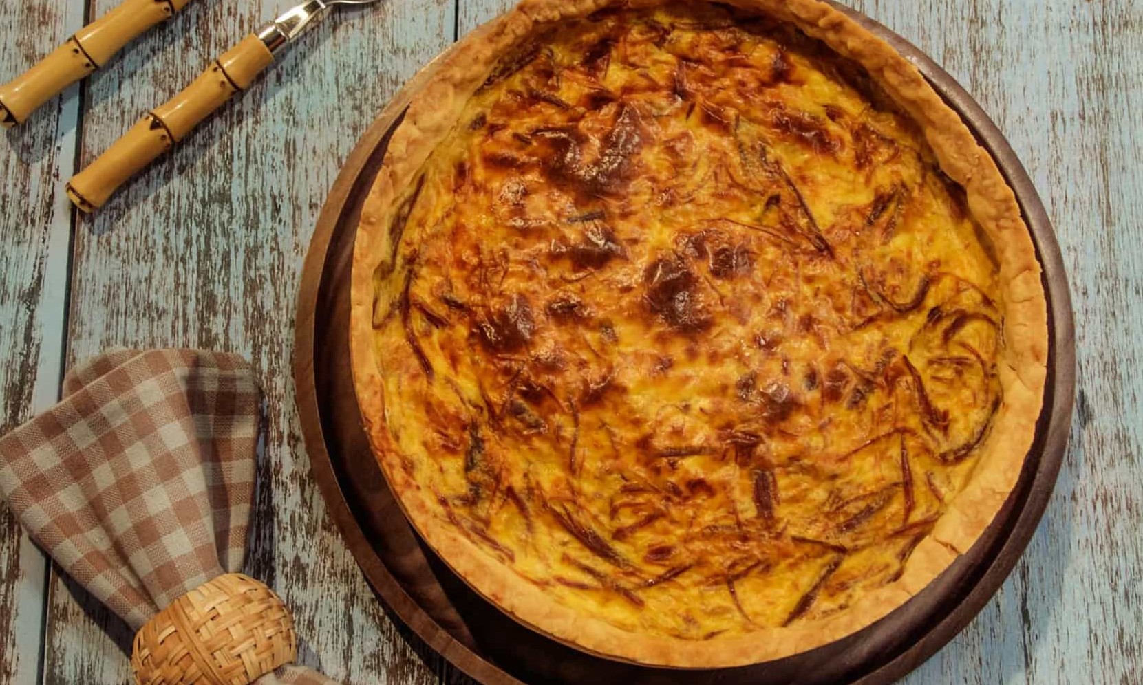 Aprenda a fazer uma deliciosa Quiche de abóbora com carne seca