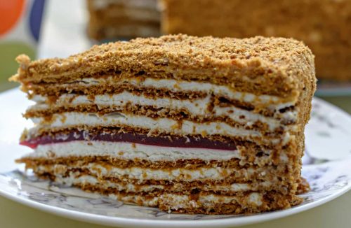 Qualquer um pode fazer este delicioso bolo cremoso de bolacha Maria tradicional - Jornal da Franca