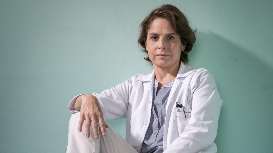 Drica Moraes volta aos estúdios para gravar nova temporada de ‘Sob Pressão’