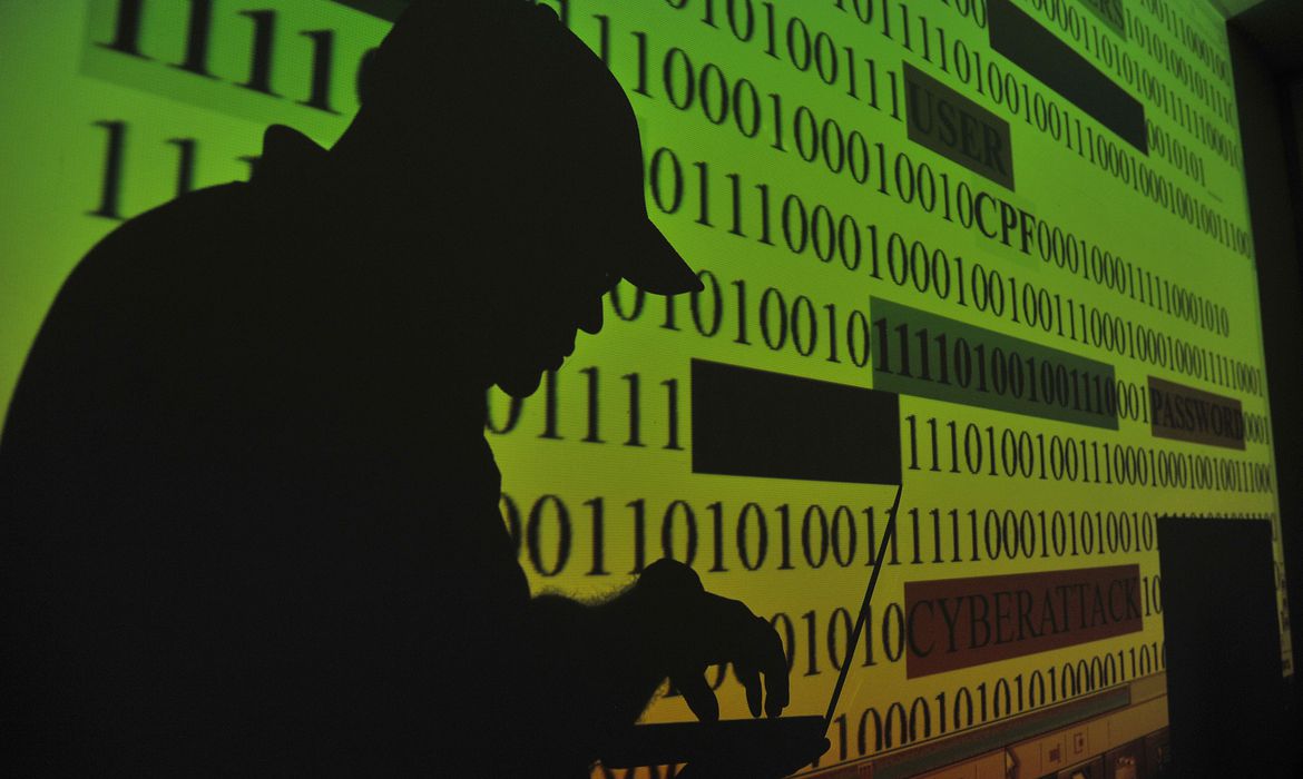 O que se deve fazer em caso de golpe virtual? Confira as dicas de especialistas