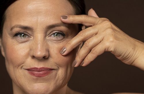Maquiagem para pele madura: acerte na mão e disfarce as marcas do tempo - Jornal da Franca