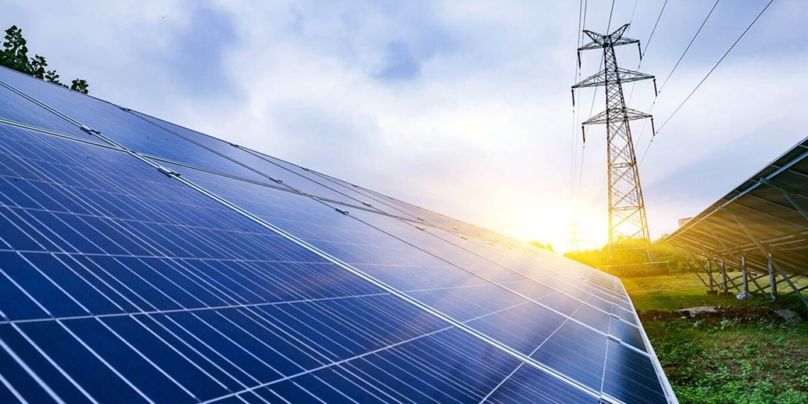 Smart Fit adota uso de energia solar em suas academias em Minas Gerais