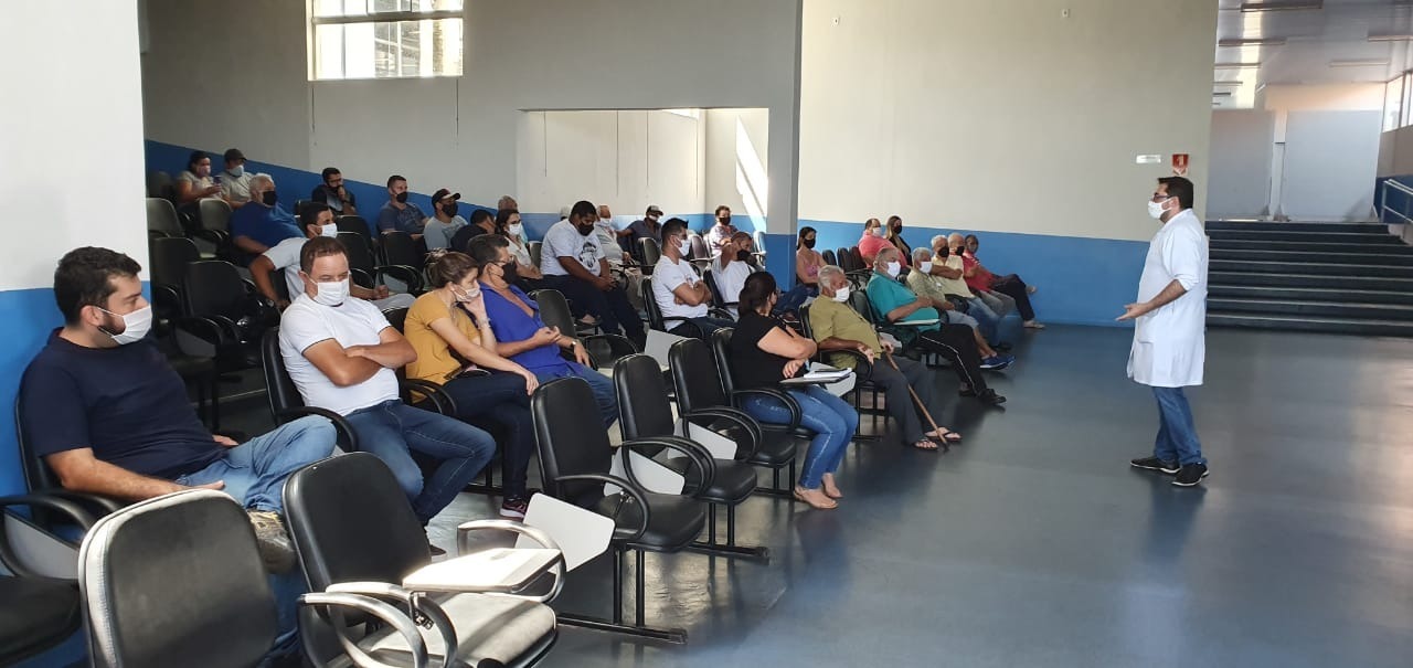 Saúde discute discute regras de funcionamento do comércio em Pedregulho. Veja