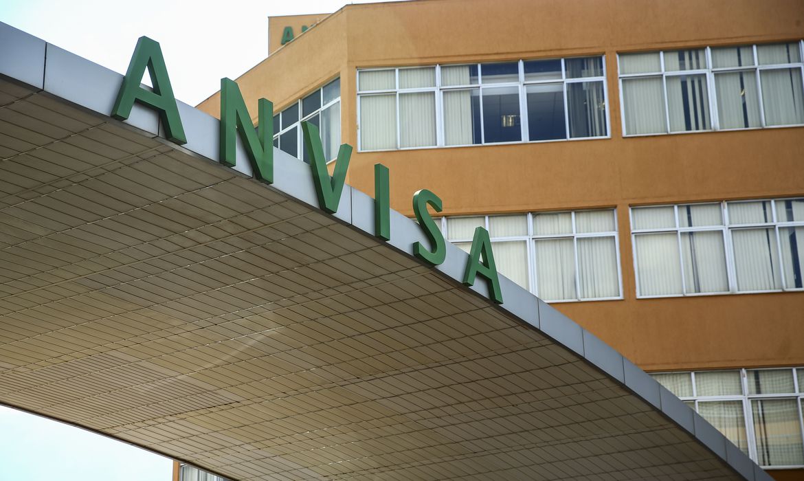 Fachada do edifício da sede da Anvisa