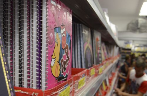 Procon-Franca orienta consumidores sobre a compra de material escolar na cidade - Jornal da Franca