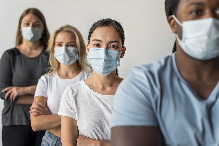 Estudantes brasileiros tentam se proteger da Covid ao encarar Enem e vestibulares