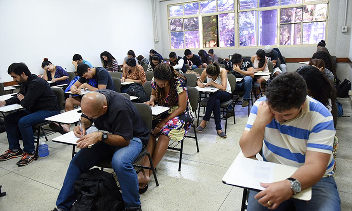 Inscrições para o Encceja 2020 começam nesta segunda-feira (11)