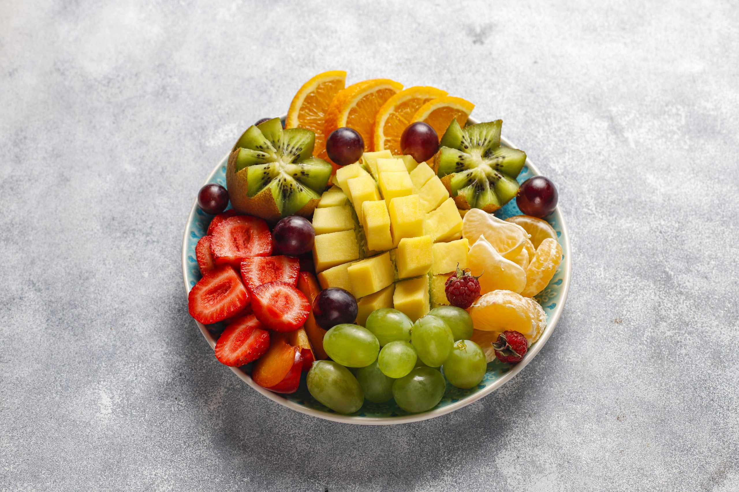 Frutas devem fazer parte de uma dieta equilibrada