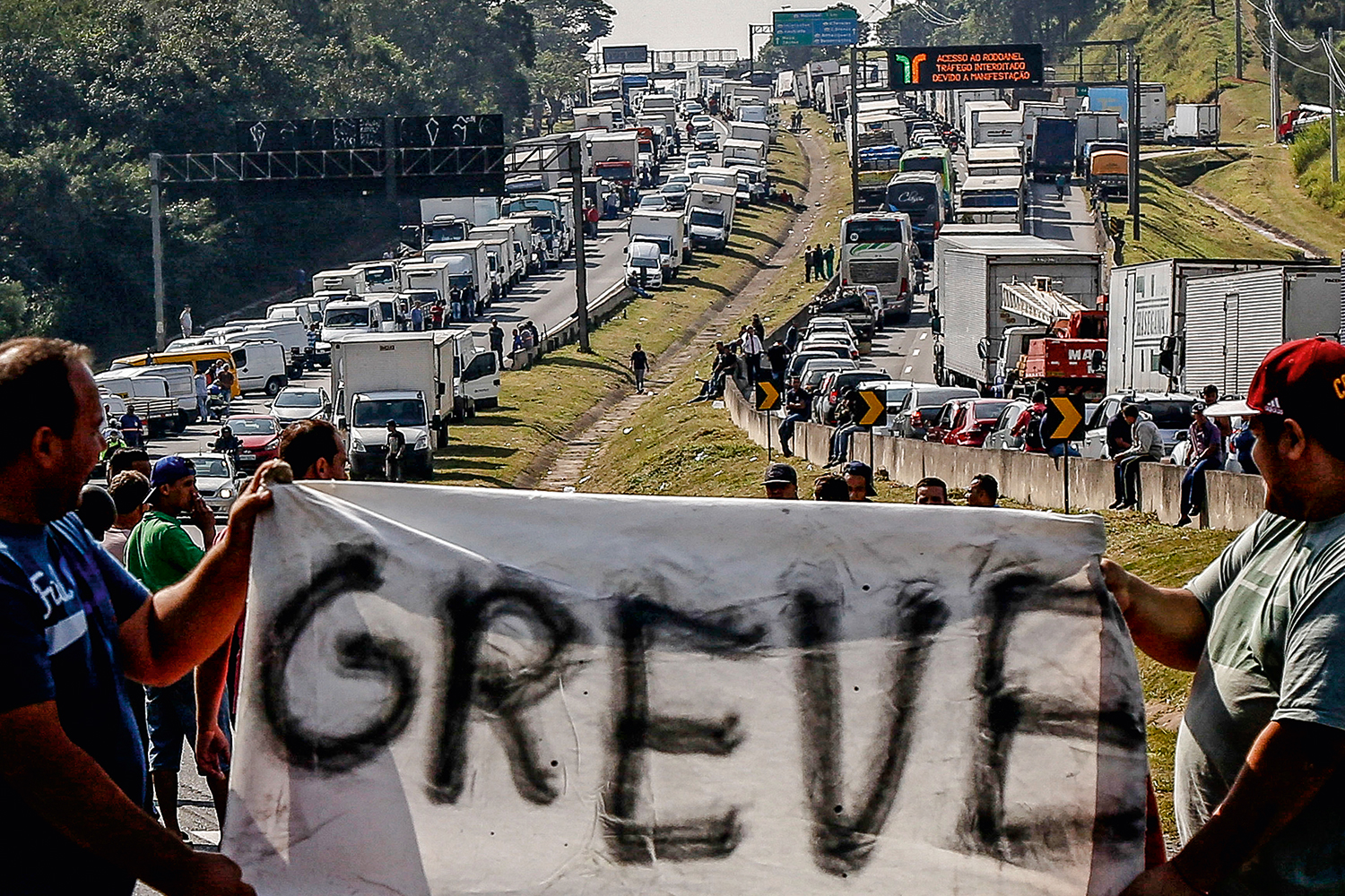 Paralisação dos caminhoneiros está marcada para segunda-feira, 1º