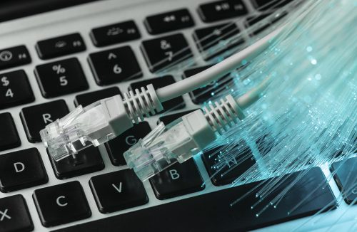 Planos de internet banda larga podem ficar ainda mais caros no Brasil - Jornal da Franca