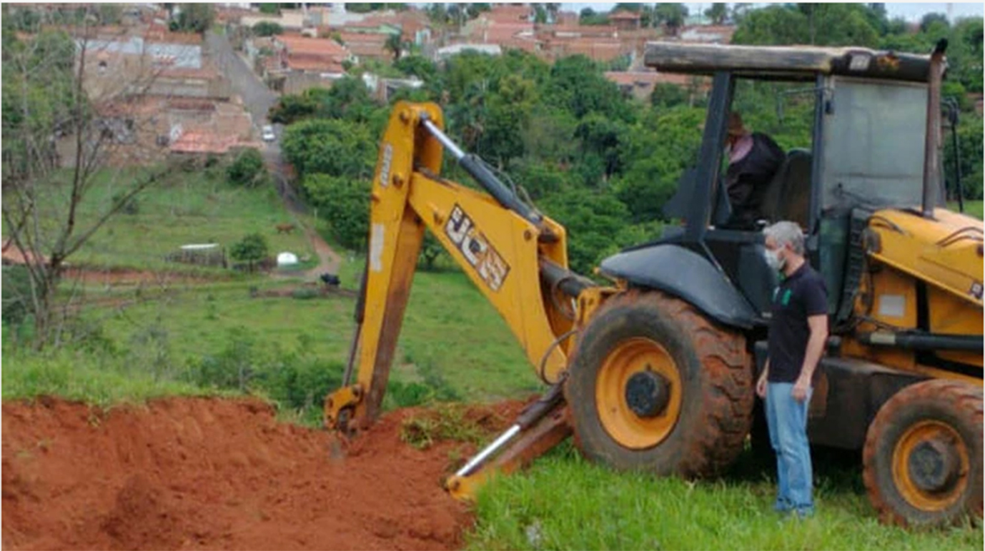 Chuvas formam Lagoa no bairro Santa Terezinha e prejudica moradores