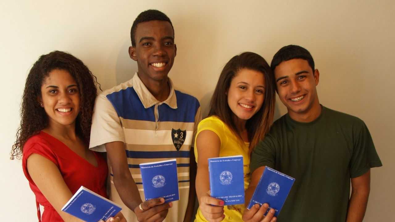 Programa Primeira Chance é destinado a jovens a partir dos 14 anos