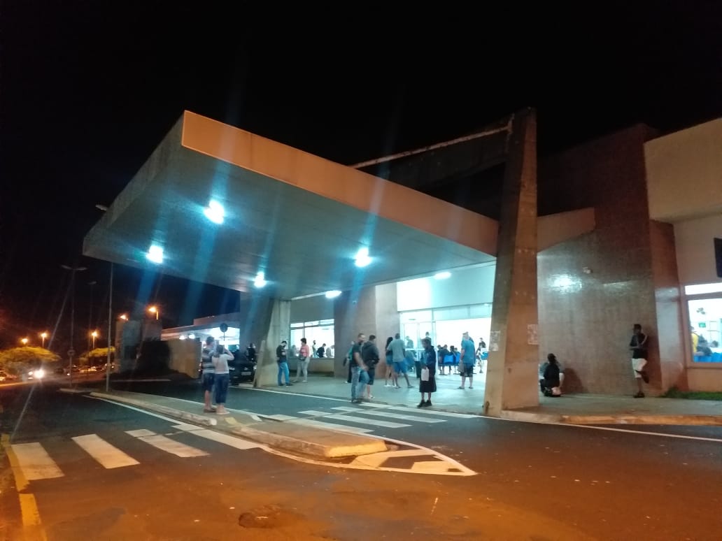 Taxa de ocupação contra Covid-19 está acima de 83% e situação continua caótica