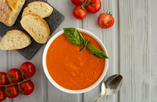 Para um final de semana saudável, uma sopa de tomate com lentilhas e espinafres - Jornal da Franca