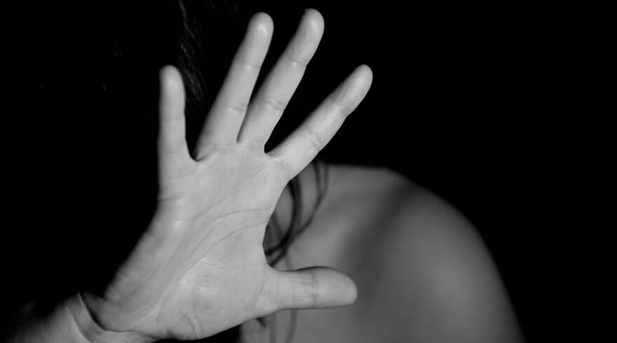 Agressão a transexual deve ser analisado na Vara de Violência Doméstica; saiba como