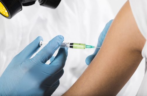 No ritmo atual, Brasil levaria mais de quatro anos para vacinar toda a população - Jornal da Franca