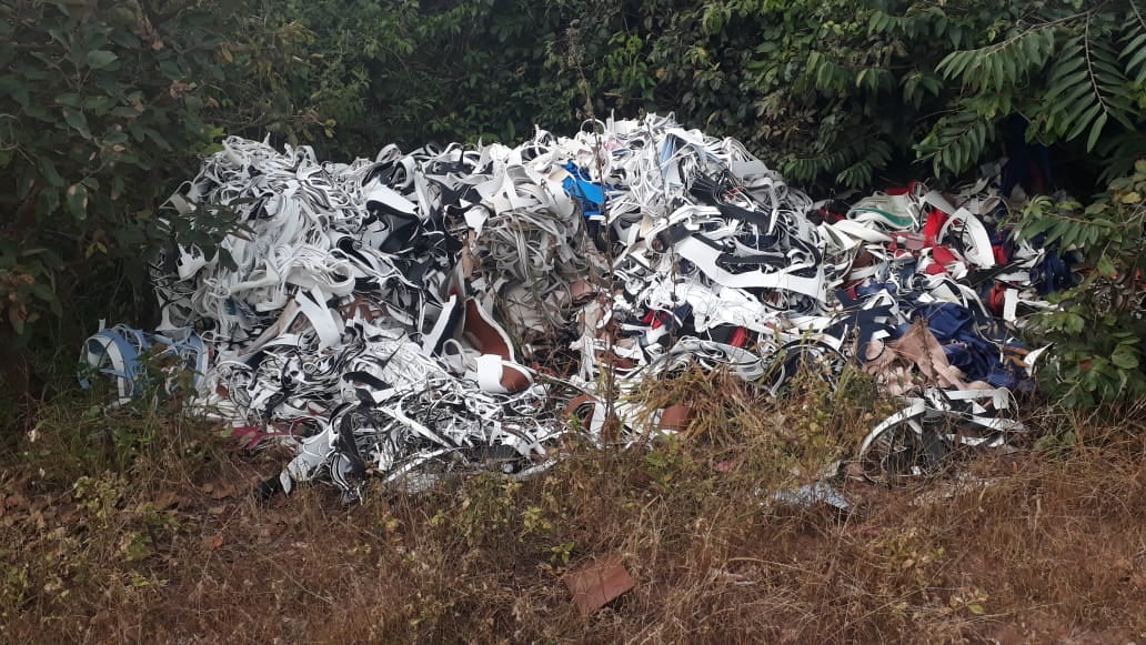 Descaso com o meio ambiente; Vereador denuncia lixão de resíduo industrial