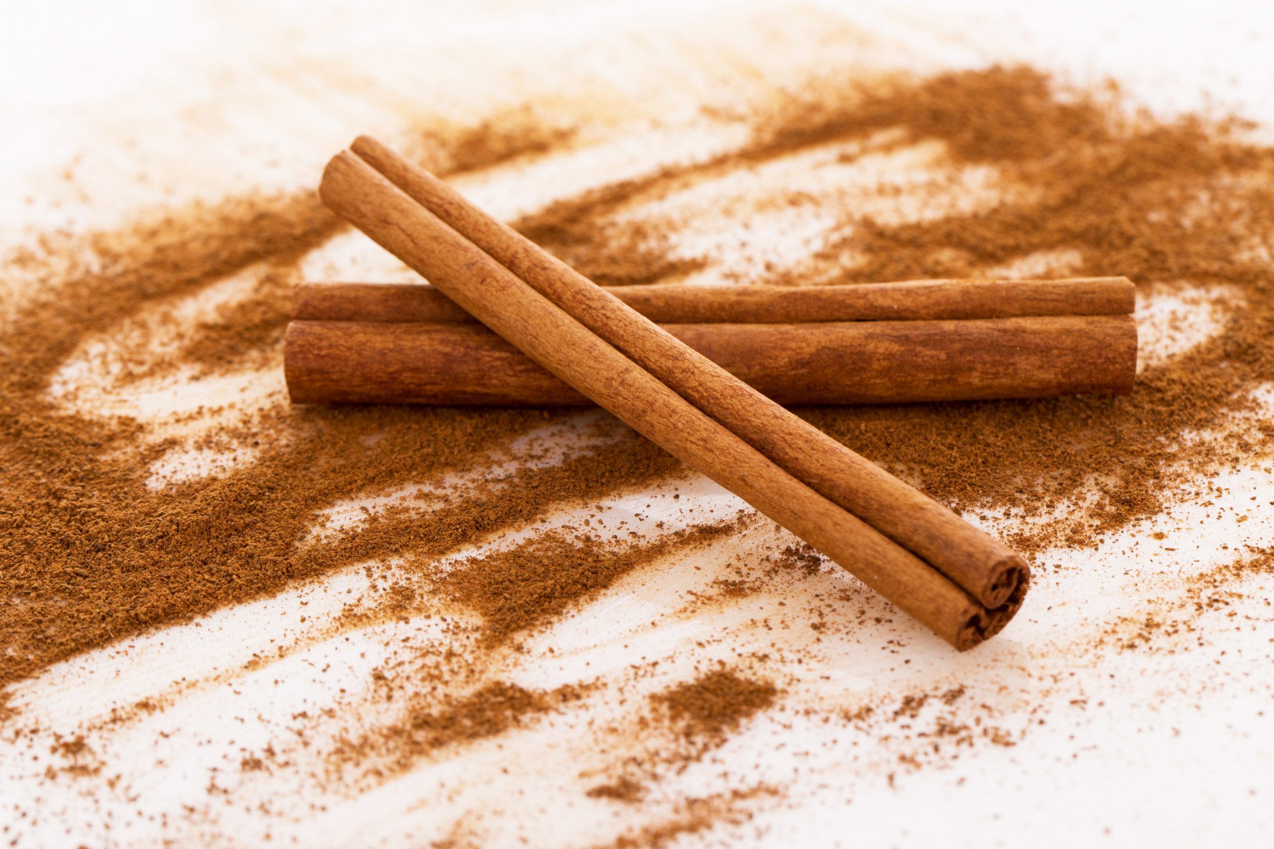 Estudo recente sugere que consumo de canela pode ajudar no controle do diabetes