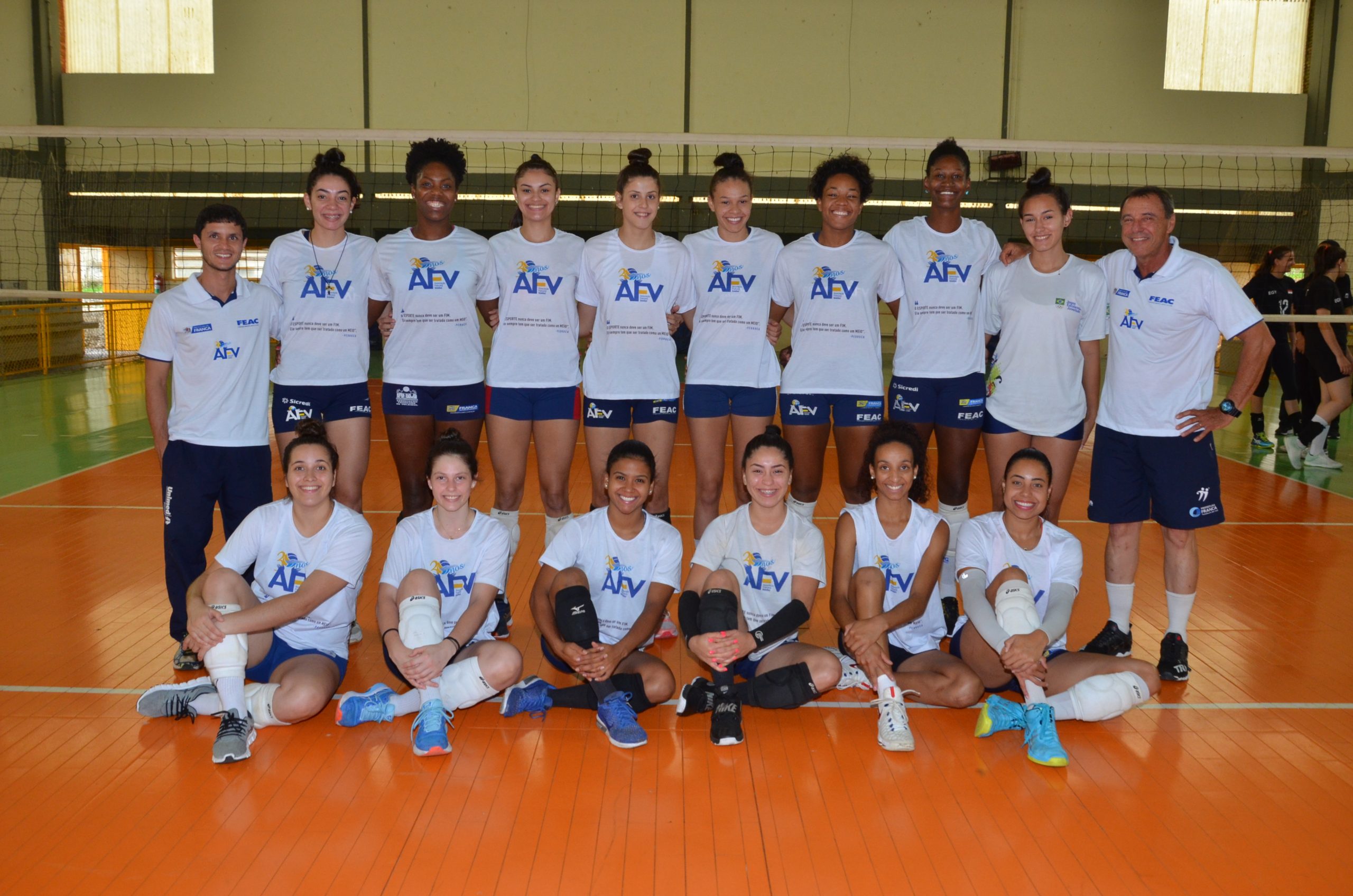 Equipe de vôlei feminino FEAC/Franca estreia na Superliga B