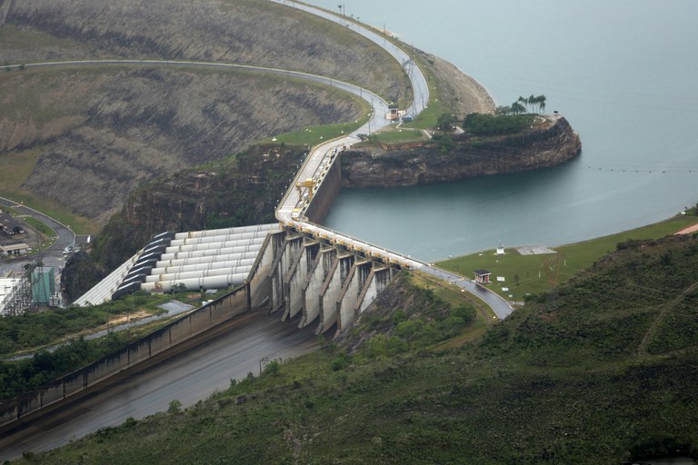 Ação política faz ANA repensar e melhorar nível do reservatório de Peixoto e Furnas