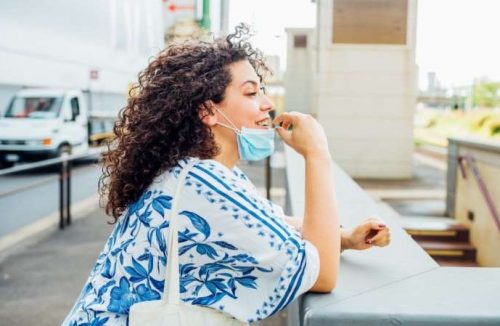 Está difícil respirar usando máscara? Fazer limpeza nasal pode ajudar – veja como - Jornal da Franca