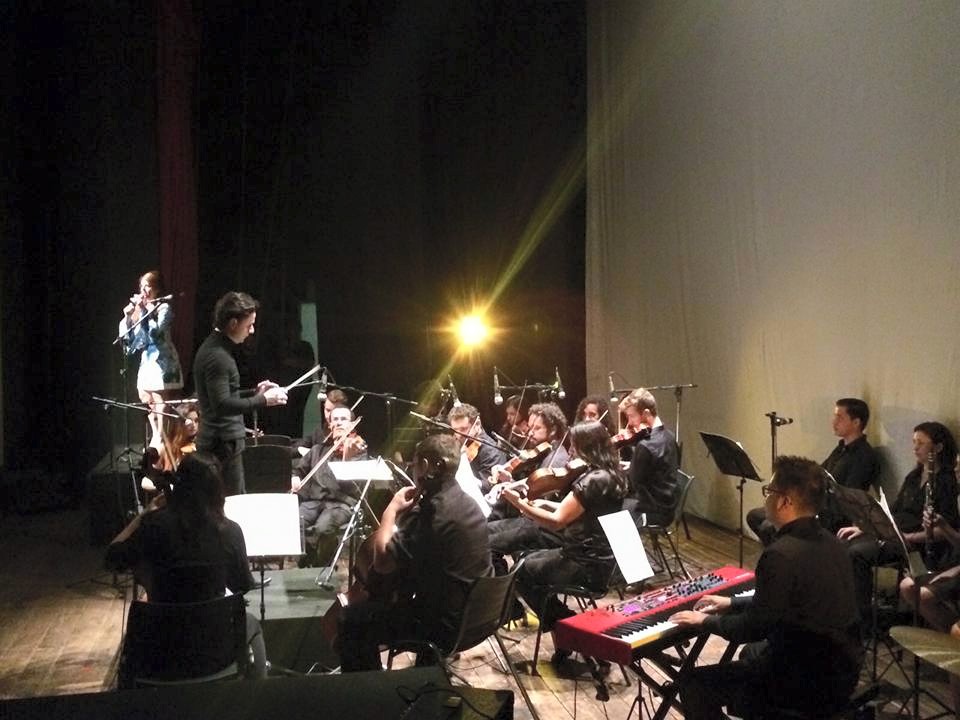 Orquestra Jovem de Franca, regida pela maestro Nazir Bittar