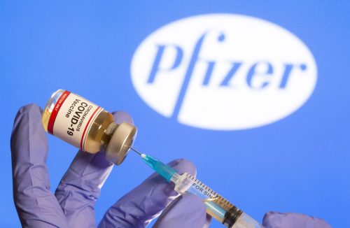 Pfizer confirma que o Brasil rejeitou oferta de 70 milhões de doses de vacinas - Jornal da Franca