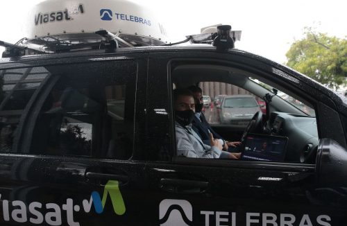 Ministério apresenta protótipo de internet móvel via satélite para veículos - Jornal da Franca