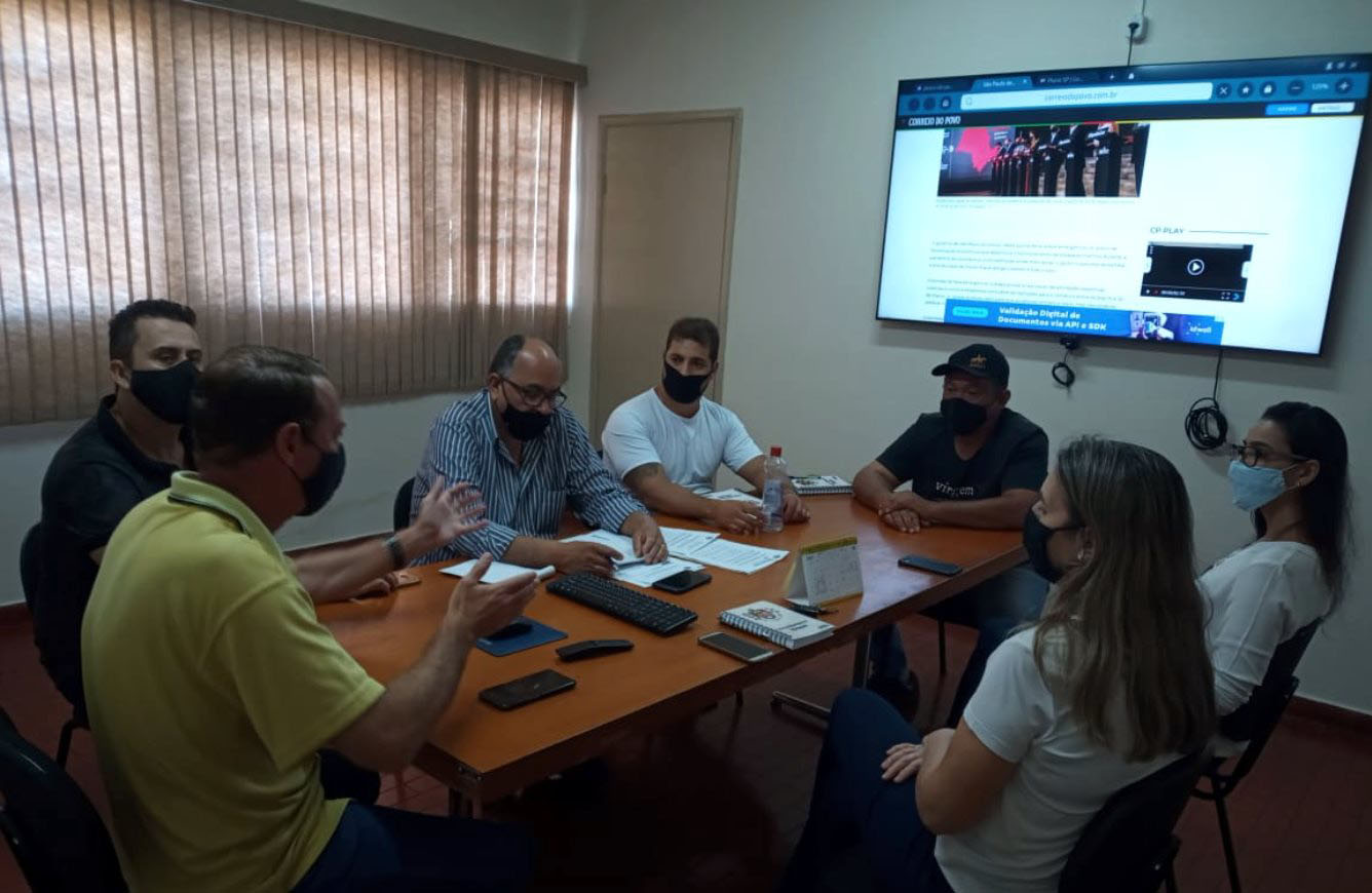 Prefeito e vereadores de Itirapuã se encontram para discutir projetos