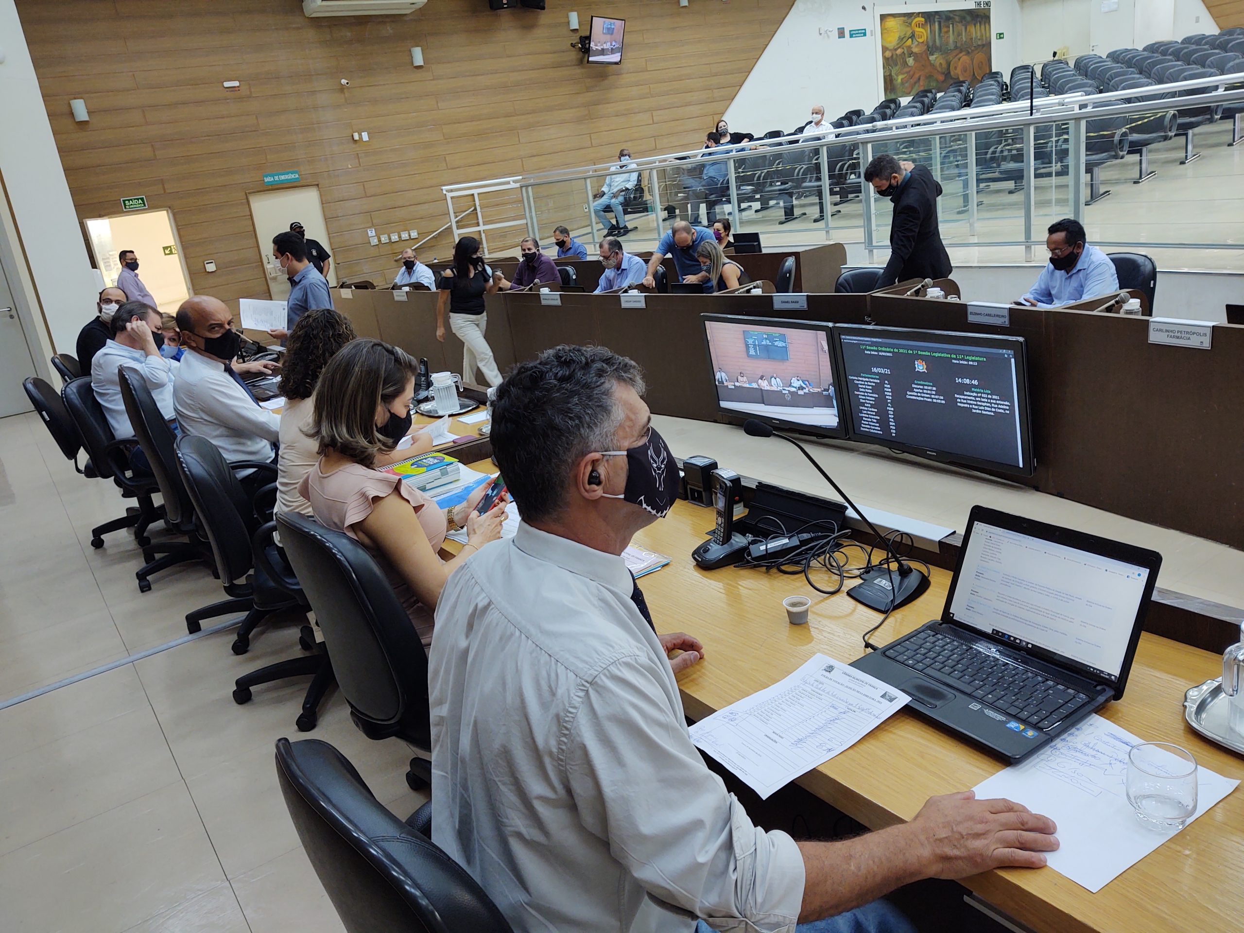 Câmara aprova frente contra enchentes e ajustes a isenção de IPTU