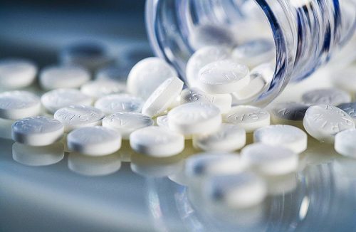 Aspirina pode reduzir risco de internação em UTI e morte por Covid, diz estudo - Jornal da Franca