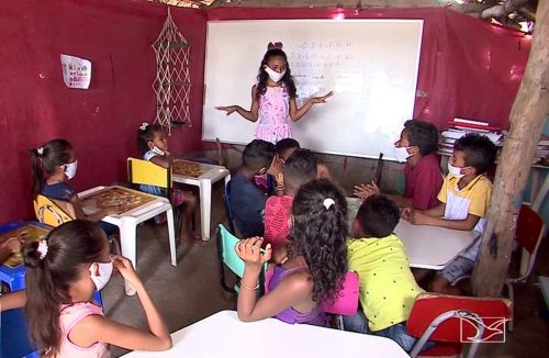 Com 12 anos, menina cria ‘Escolinha da Esperança’ para ensinar outras crianças - Jornal da Franca