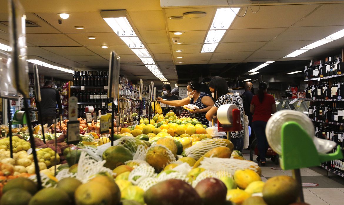 Sem crise: vendas em supermercados crescem mais de 12% no mês de janeiro