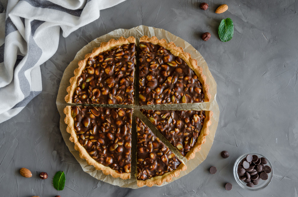 Adoce o seu dia com esta maravilhosa receita de torta de amêndoa caramelizada