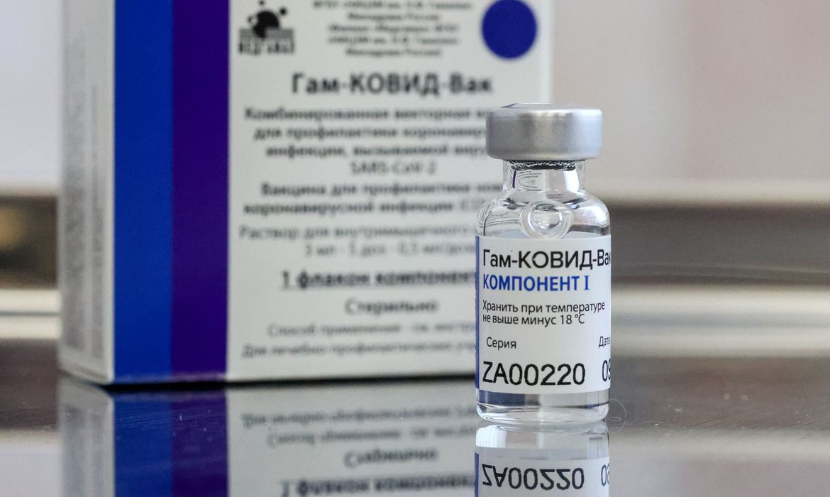 Governo paulista pretende comprar 20 milhões de doses da vacina russa Sputnik V