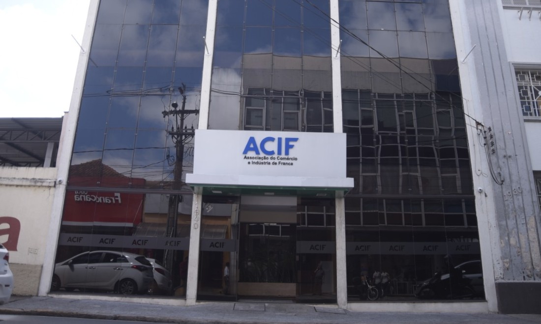 Em Franca, sindicatos divulgam convenção coletiva para trabalhadores no comércio