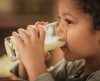 Beber leite à noite pode induzir ao sono e fazer dormir melhor? Descubra a verdade! - Jornal da Franca
