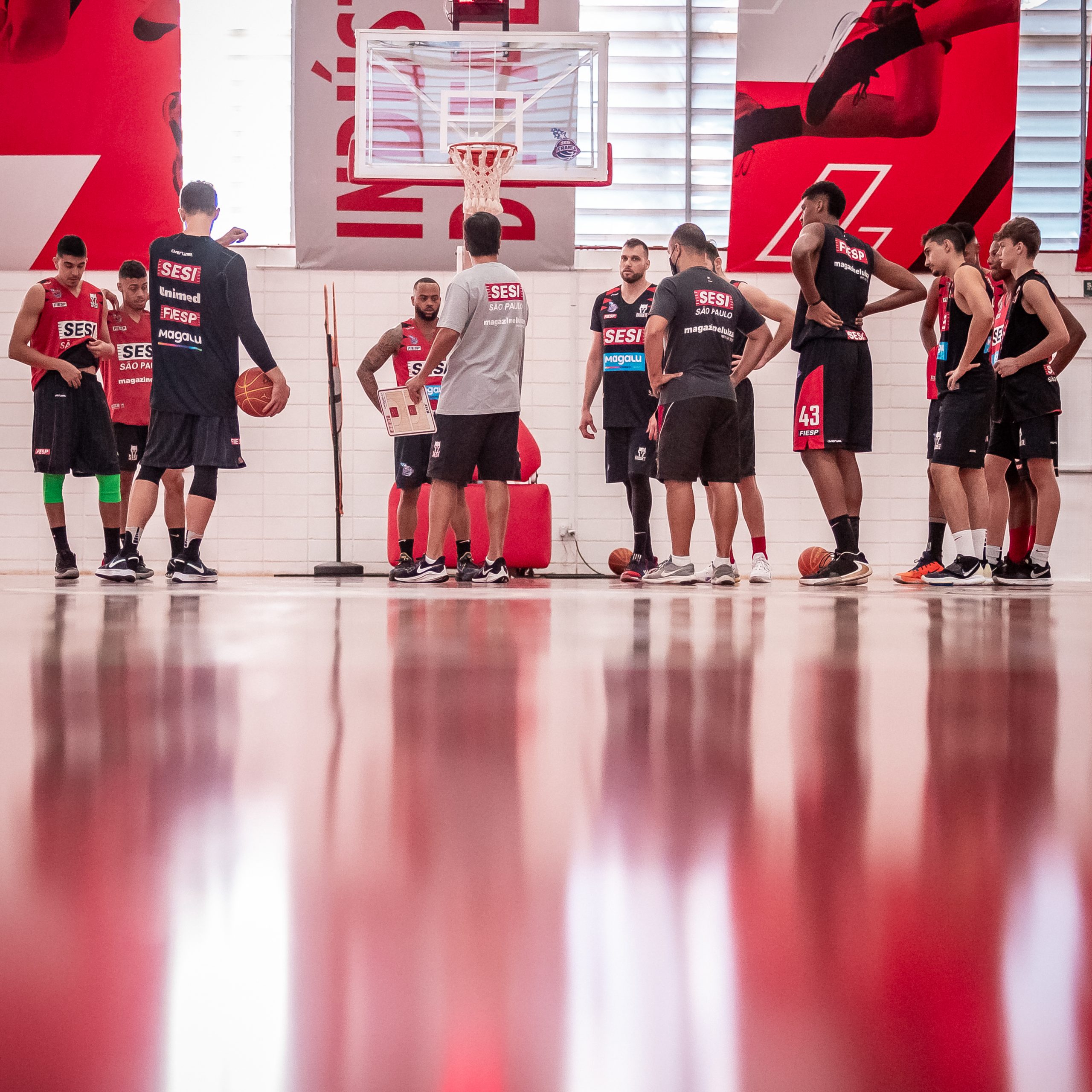 Sesi Franca Basquete estreia nos playoffs contra o Fortaleza. Equipe está animada