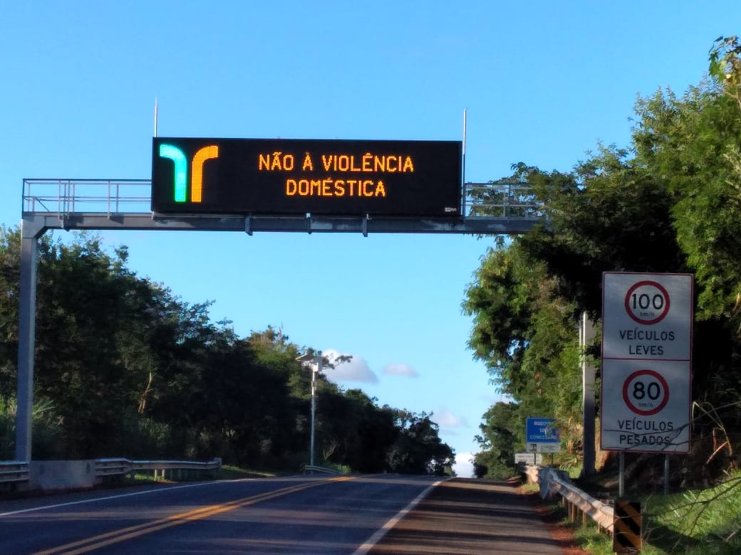 Campanha contra a violência doméstica acontece em todas as estradas paulistas