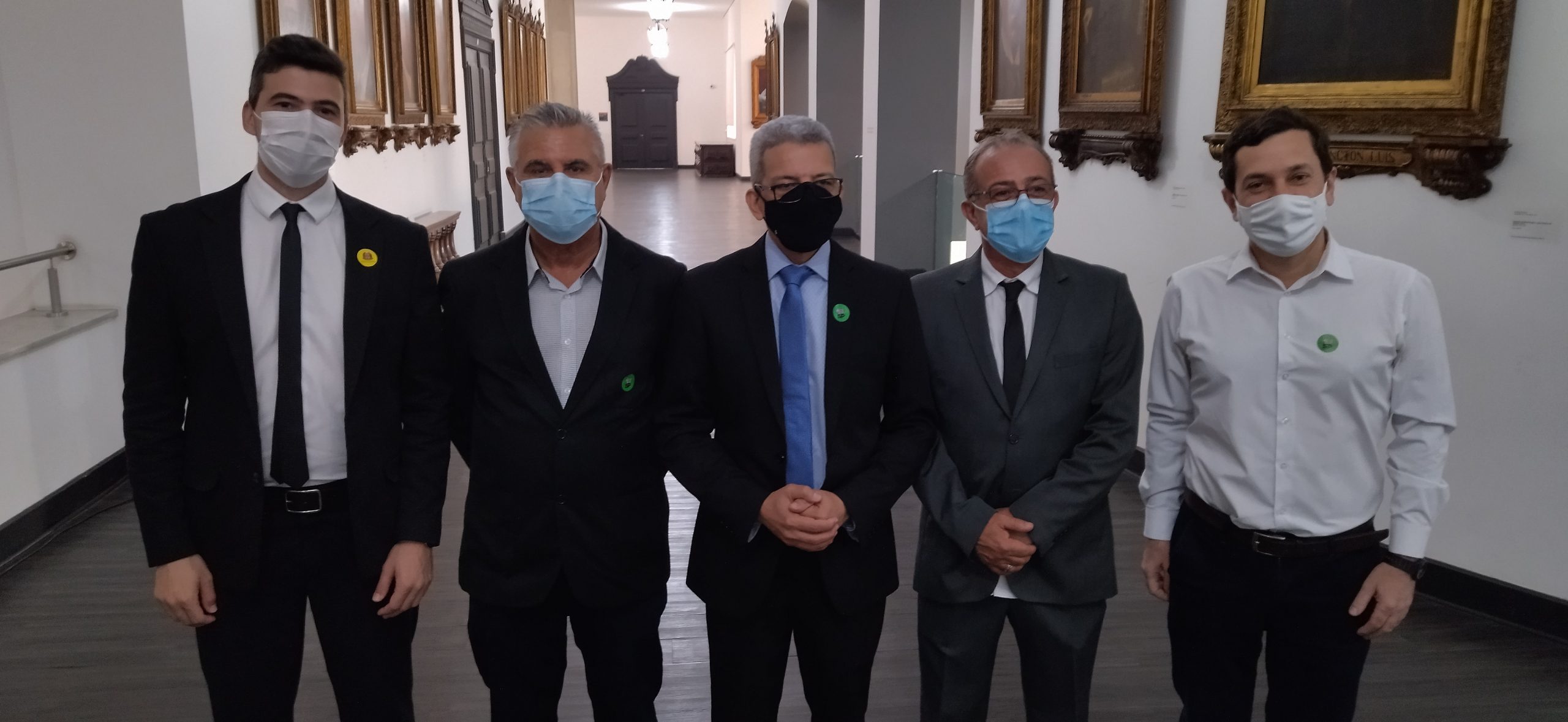 Bassi discute saúde pública e pandemia com vários prefeitos da região em São Paulo