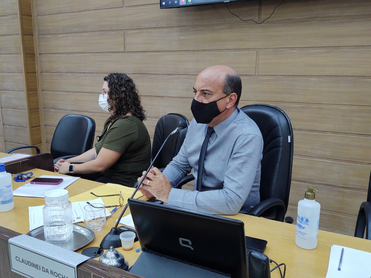 Quem trabalha na Câmara de Franca vai revezar turno para atender decreto municipal