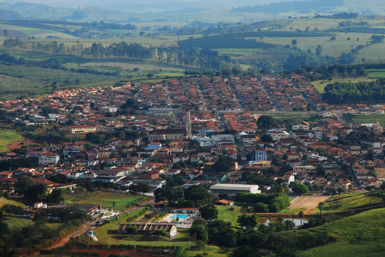 Prefeito impõe mais restrições para tentar parar contaminação de Covid em Cássia