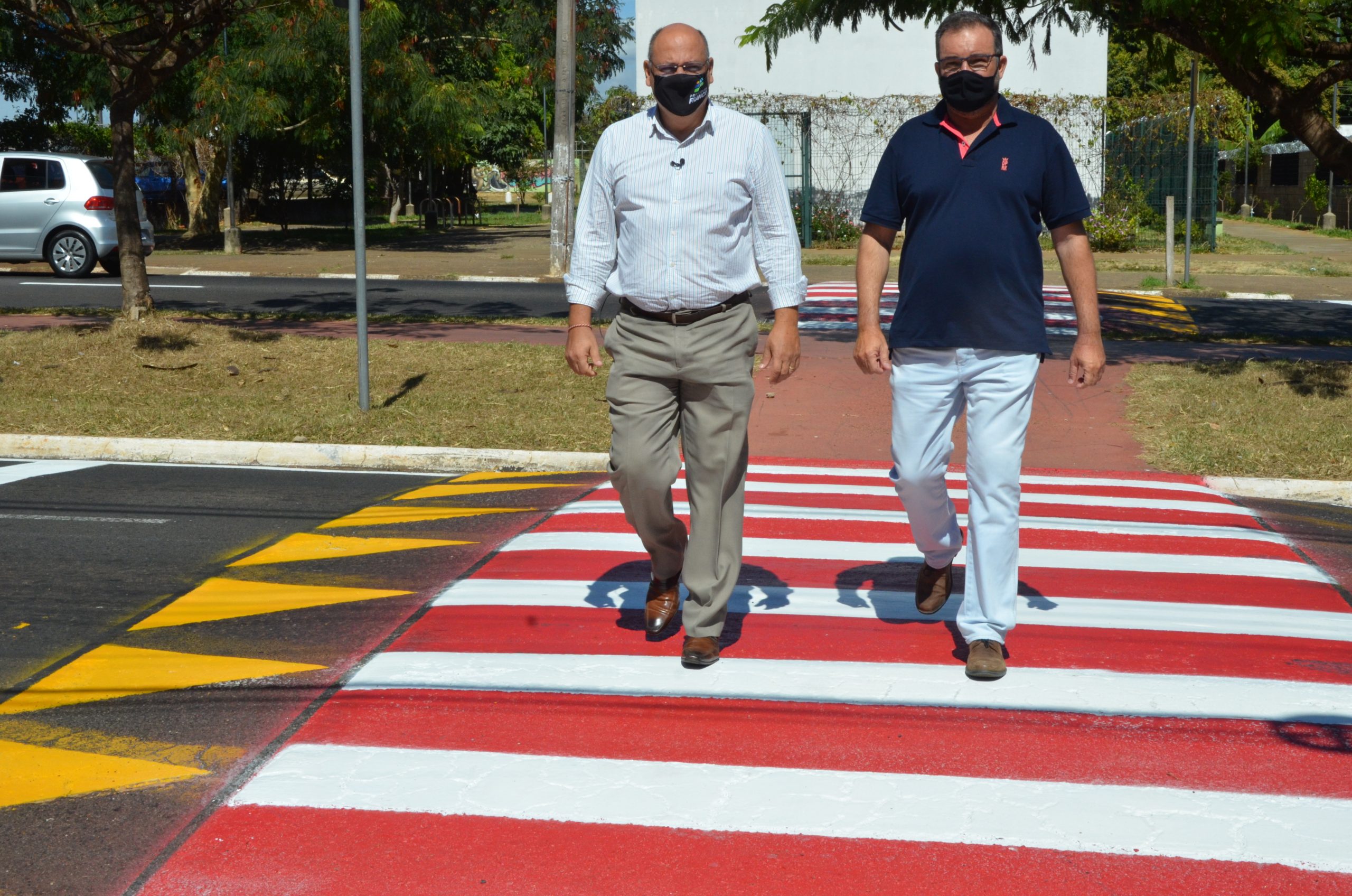 Principais ruas e avenidas de Franca recebem novas lombadas e pintura em lombofaixas