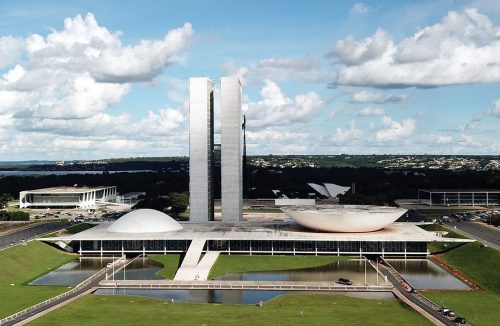 Sistema eleitoral pode mudar e Distritão ser implantado; cenário político deve mudar - Jornal da Franca